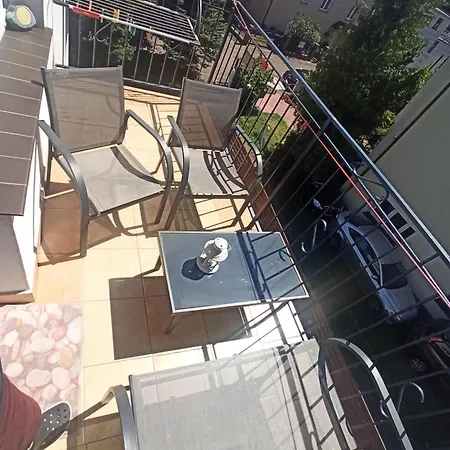 El Jan - Zadzwon! Homestay Pobierowo