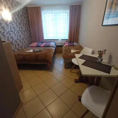 El Jan - Zadzwon! Homestay Pobierowo