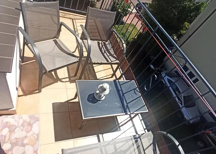 El Jan - Zadzwon! 民宿 波别罗沃