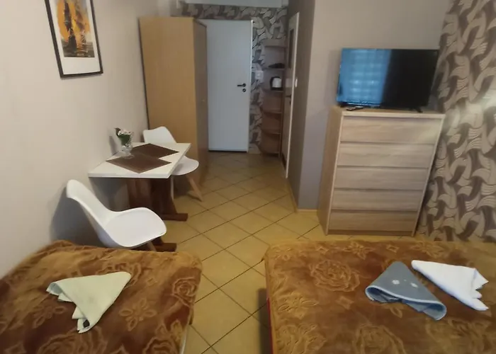 El Jan - Zadzwon! 民宿 波别罗沃